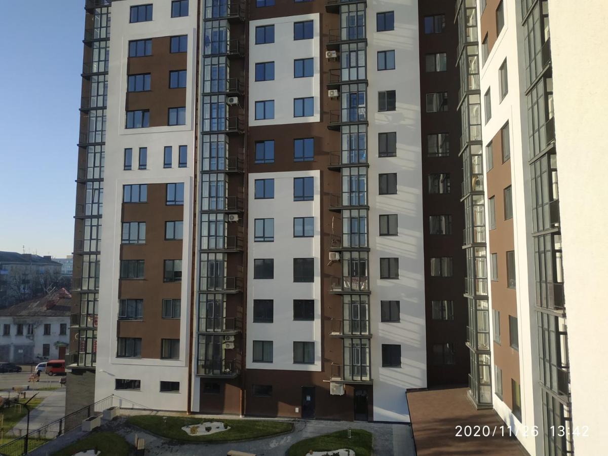 Дуже Файна Квартира В Самому Центрі!!!!Переконайся!! Apartment Rivne Exterior photo