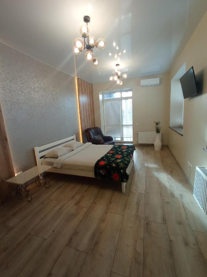 Дуже Файна Квартира В Самому Центрі!!!!Переконайся!! Apartment Rivne Exterior photo